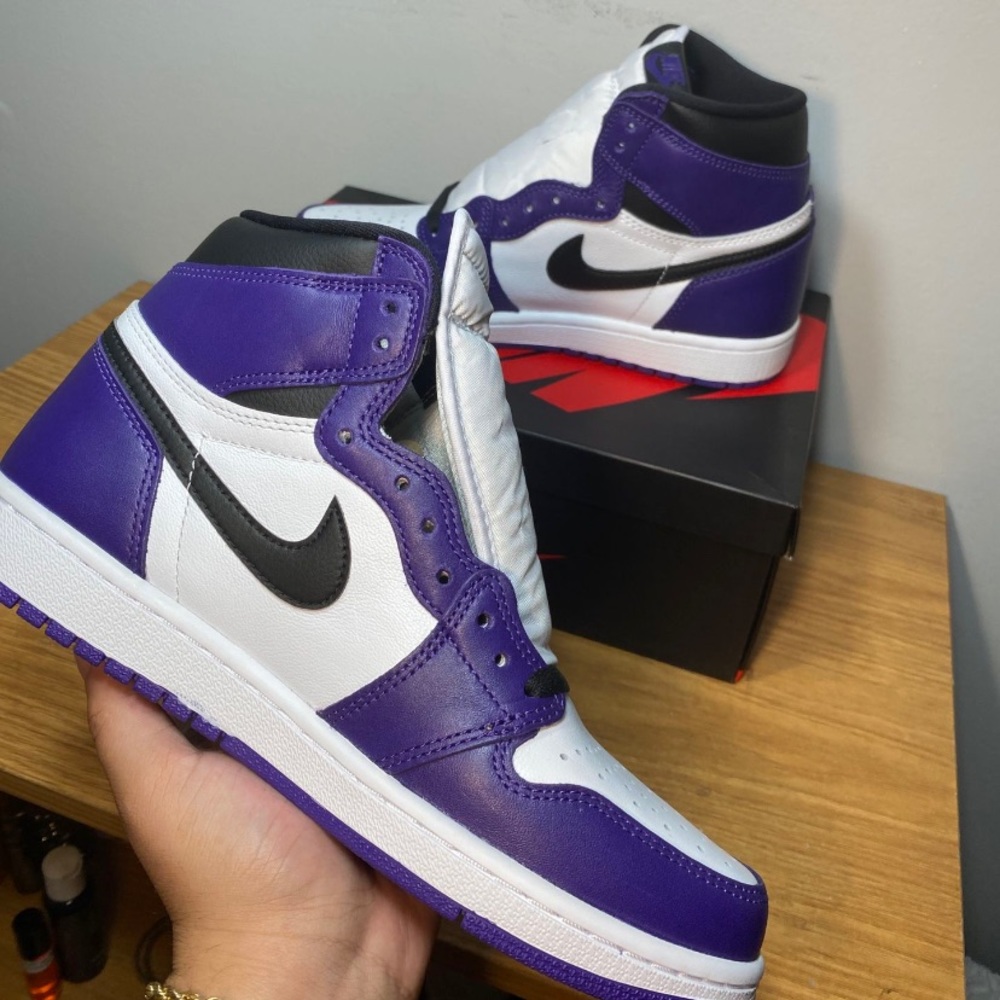 Air Jordan Retro 1 `Court Purple’